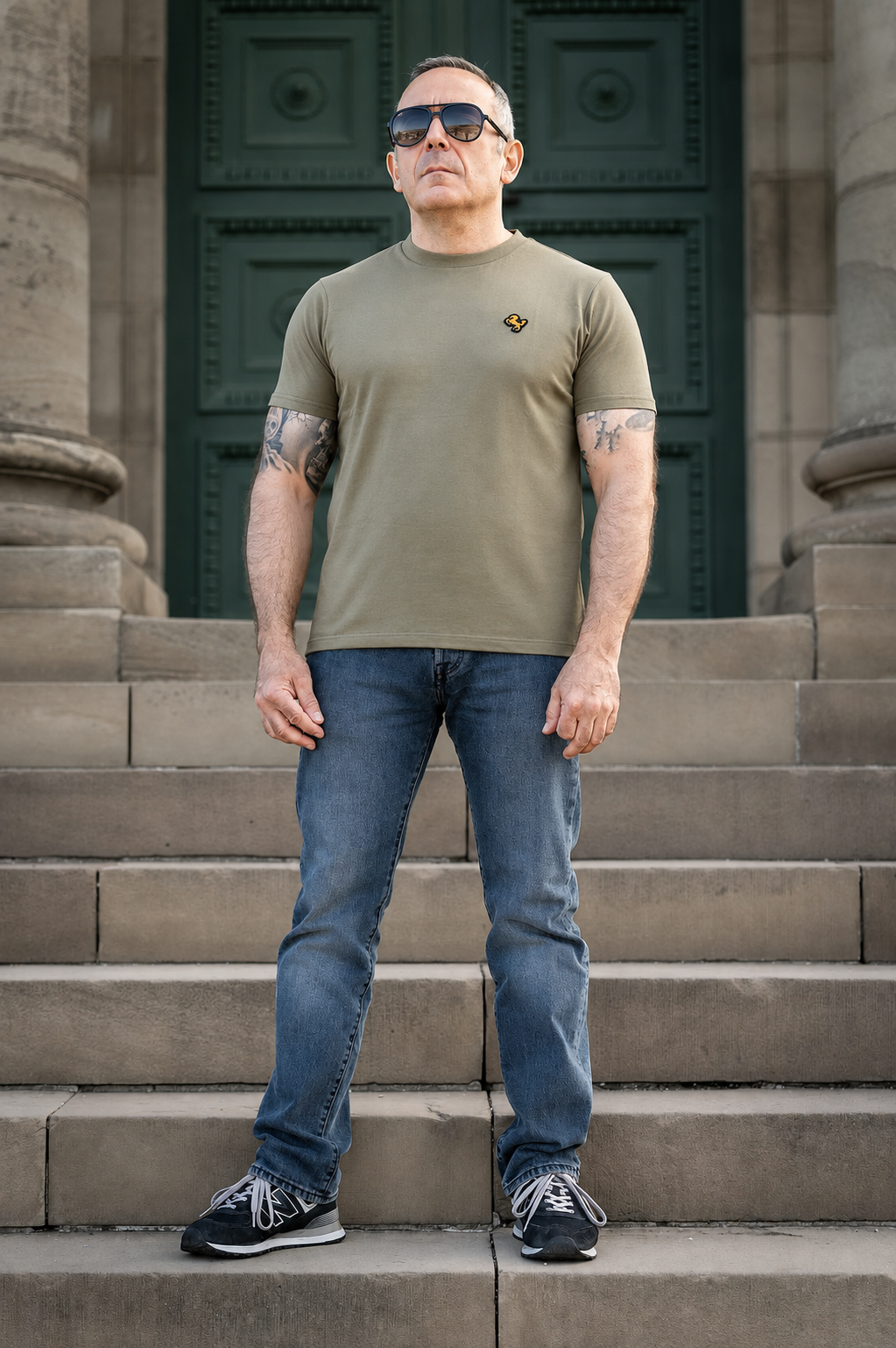 T-Shirt "Essential", oliv