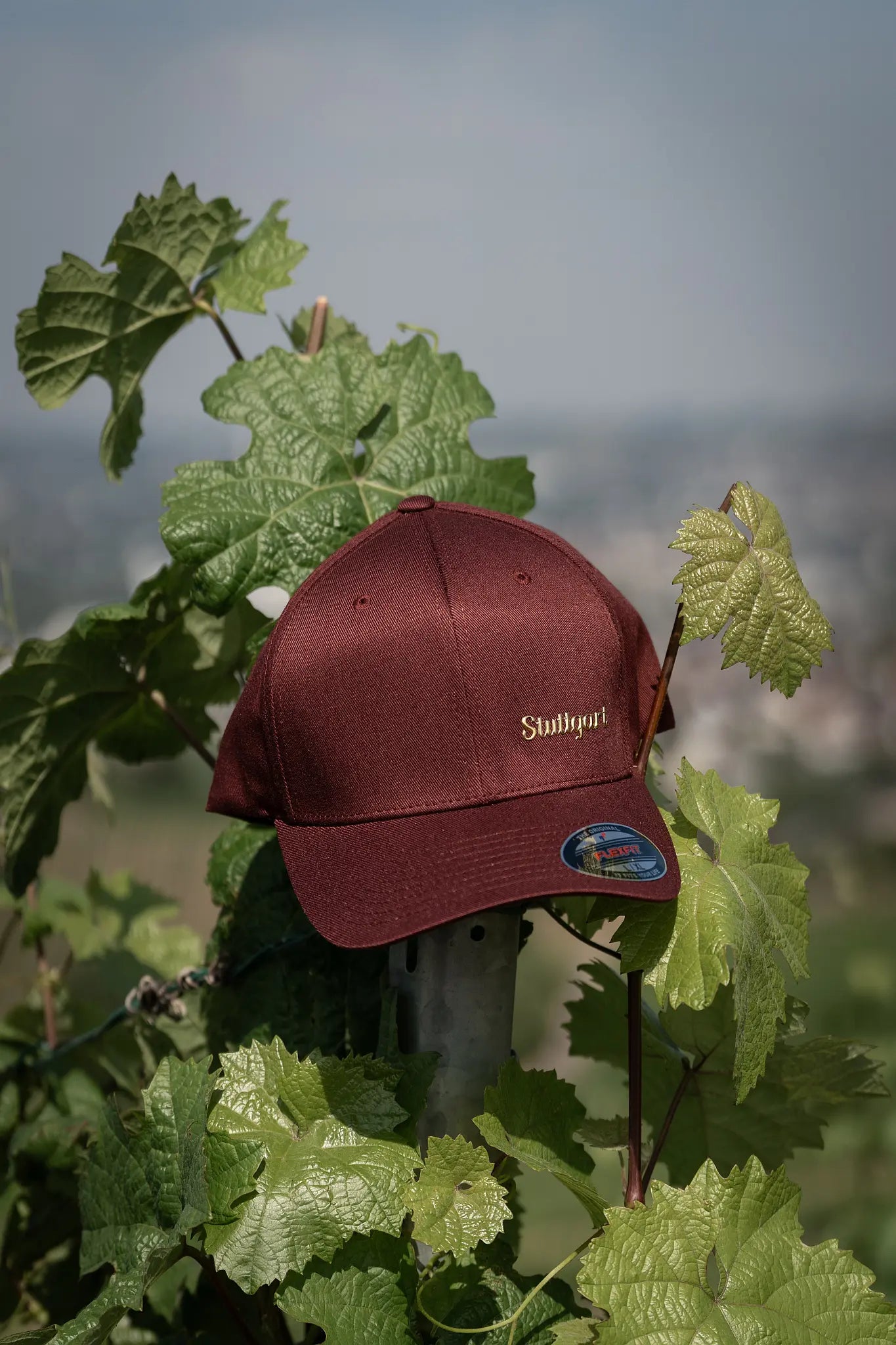 Flexfit-Cap "Stuttgart Gold", bordeaux