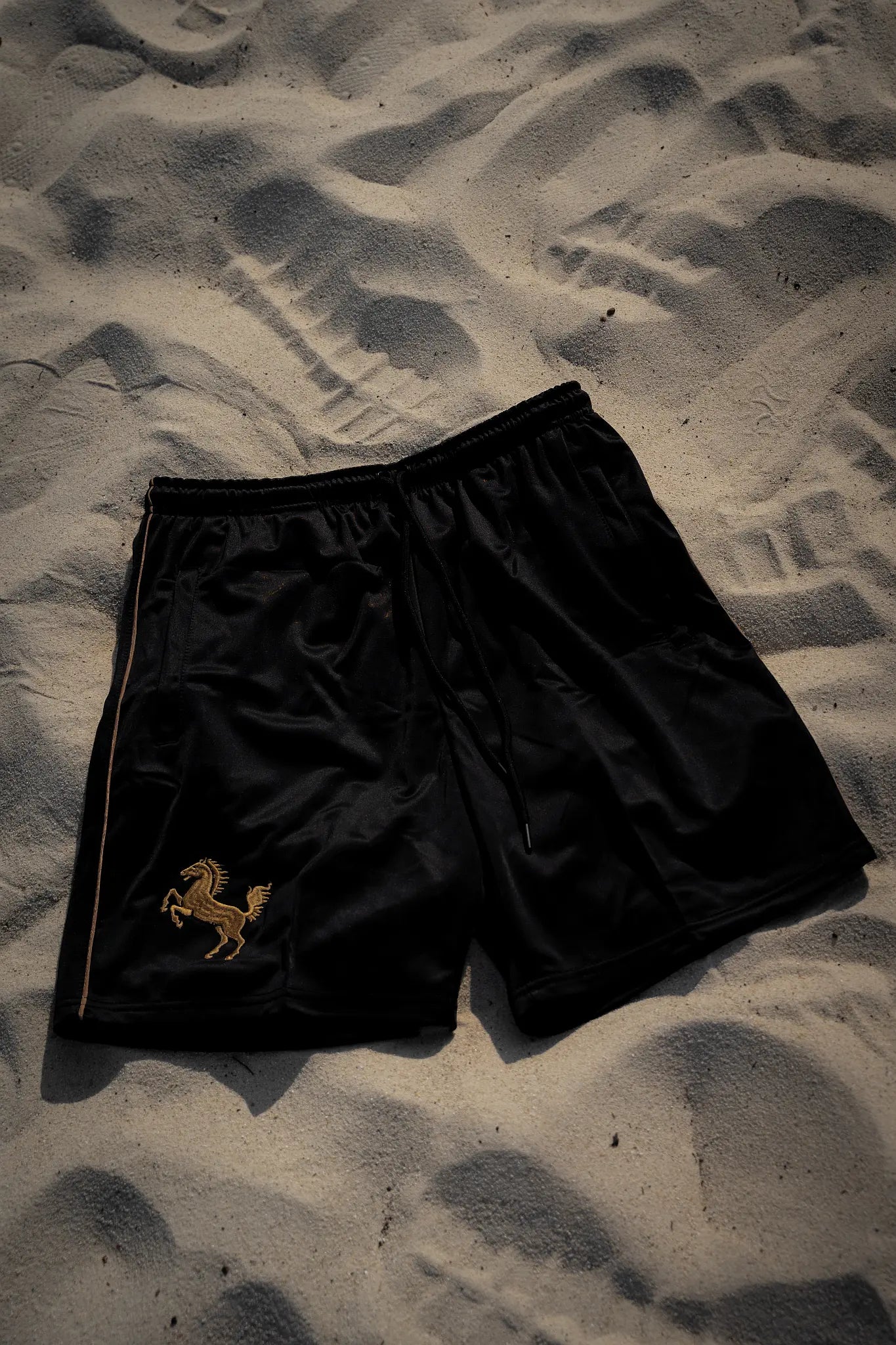 Short "Gold", schwarz