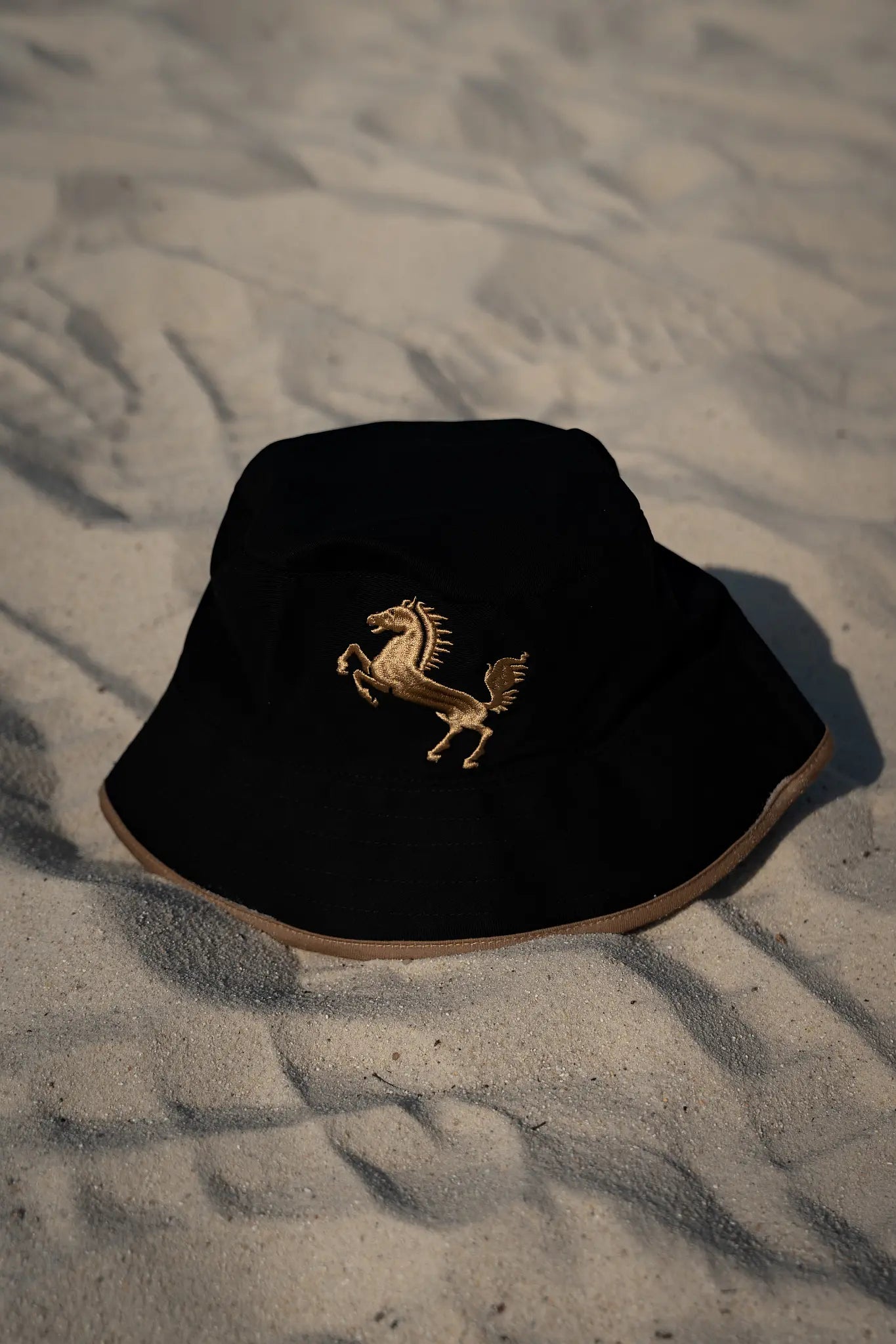 Fischerhut "Gold", schwarz