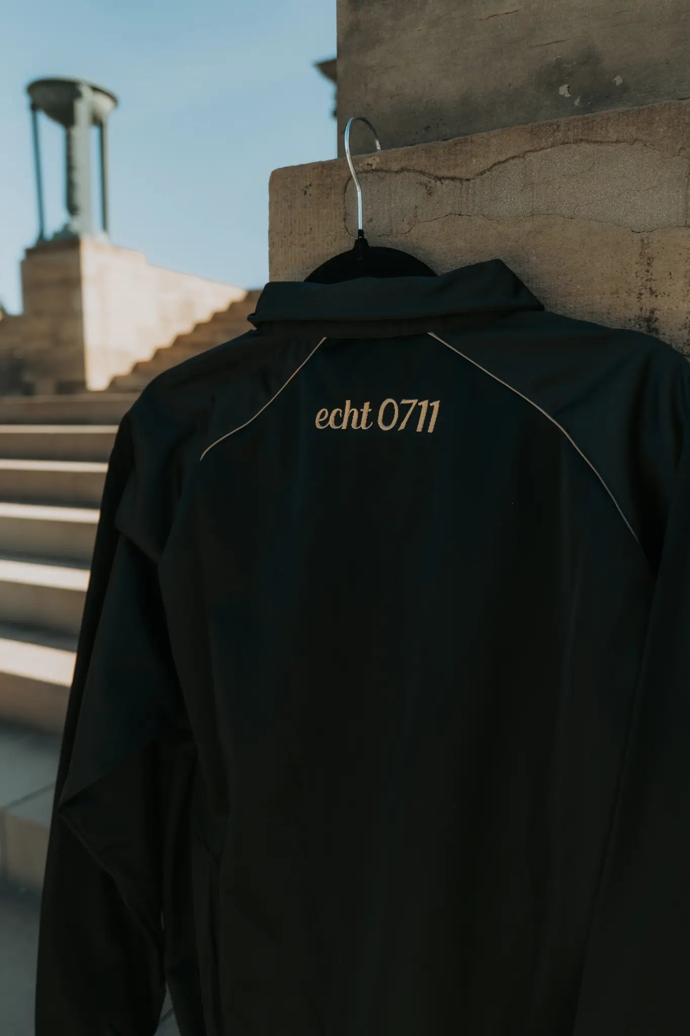 Trainingsjacke "Gold", schwarz