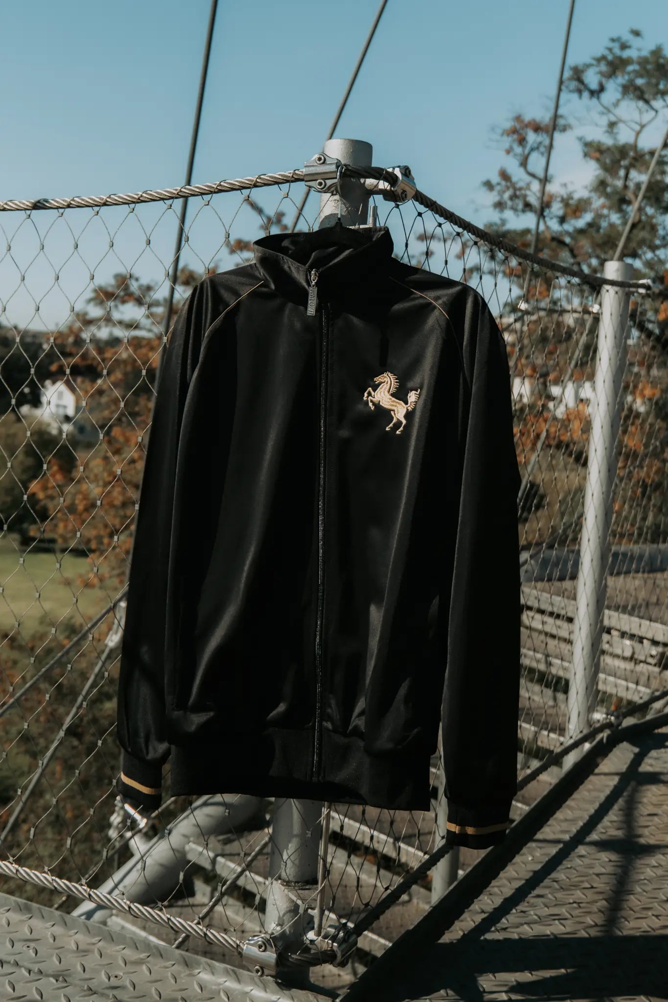 Trainingsjacke "Gold", schwarz