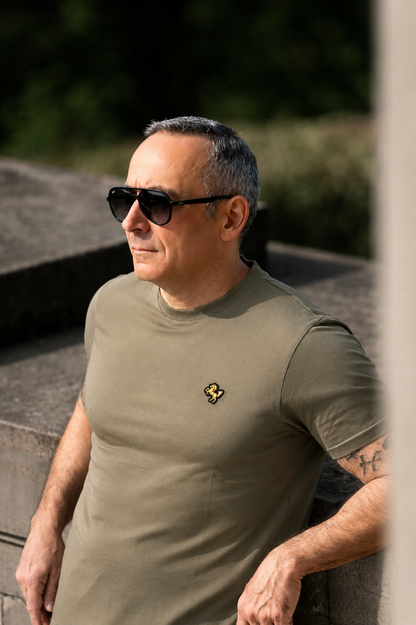 T-Shirt "Essential", oliv
